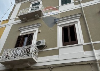 Edificio all\'aperto - Monolocale Via Simone De Brado
 
67, Trani - foto 3