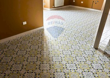 Stanza vuota - Monolocale Via Simone De Brado
 
67, Trani - foto 10