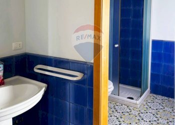 Bagno - Monolocale Via Simone De Brado
 
67, Trani - foto 15