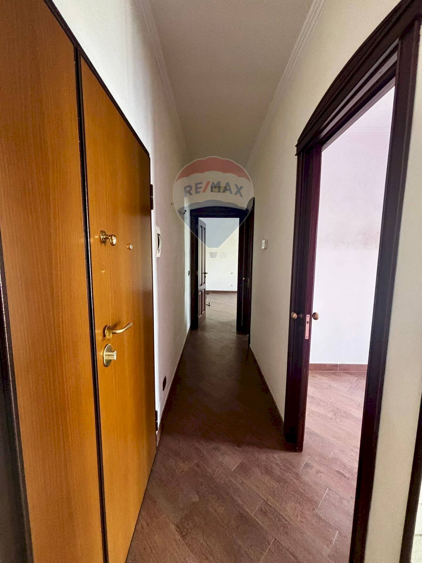 Hall / corridoio - Three-room apartment Piazzetta Matteo Renato Imbriani
 
3, Trani - photo 1