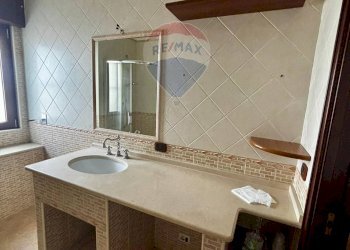 Bagno - Trilocale Piazzetta Matteo Renato Imbriani
 
3, Trani - foto 22