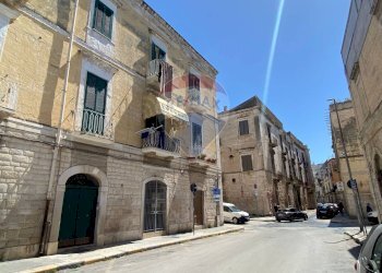 Edificio all\'aperto - Trilocale Via Mario Pagano
 
83, Trani - foto 3