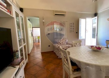Sala da pranzo - Trilocale Via Mario Pagano
 
83, Trani - foto 15