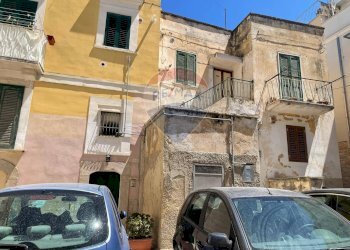 Edificio all\'aperto - Trilocale Via Romito
 
50, Trani - foto 2