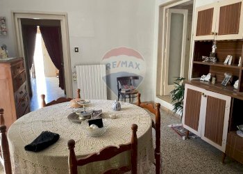 Sala da pranzo - Trilocale Via Romito
 
50, Trani - foto 21