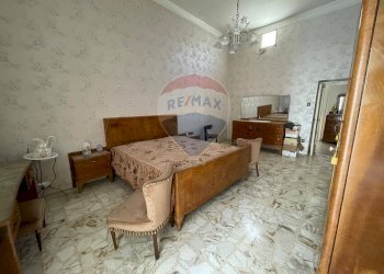 Camera / camera da letto - Trilocale Via Romito
 
50, Trani - foto 28