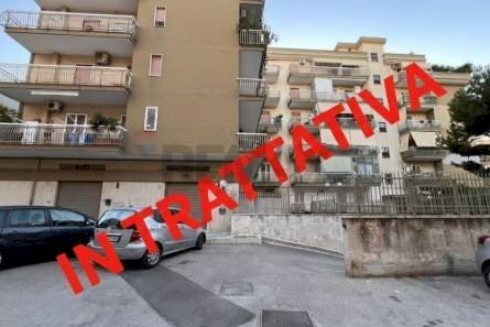 Edificio all\'aperto - Three-room apartment Via Antonio Gramsci
 
113, Trani - photo 1