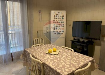 Sala da pranzo - Trilocale Via Antonio Gramsci
 
113, Trani - foto 7