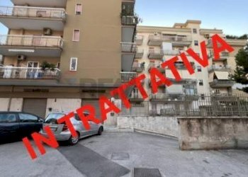 Edificio all\'aperto - Trilocale Via Antonio Gramsci
 
113, Trani - foto 1