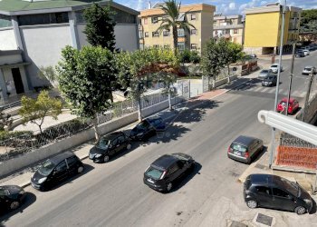 Edificio all\'aperto - Trilocale Via Papa Giovanni XXIII
 
38, Trani - foto 4