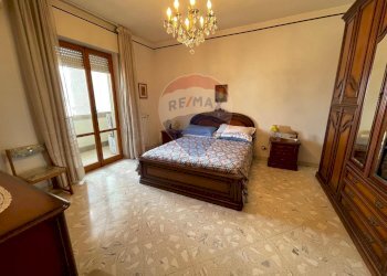 Camera / camera da letto - Trilocale Via Papa Giovanni XXIII
 
38, Trani - foto 19