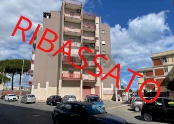 Edificio all\'aperto - Trilocale Via Papa Giovanni XXIII
 
38, Trani - foto 40