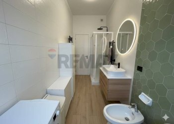 Bagno - Trilocale Via Papa Giovanni XXIII
 
38, Trani - foto 26