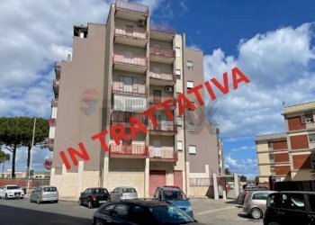 Edificio all\'aperto - Trilocale Via Papa Giovanni XXIII
 
38, Trani - foto 1