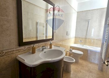 Bagno - Quadrilocale Corso Matteo Renato Imbriani
 
207, Trani - foto 28