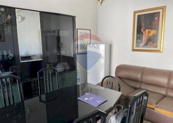 Sala da pranzo - Quadrilocale Via Rovereto
 
12, Trani - foto 15