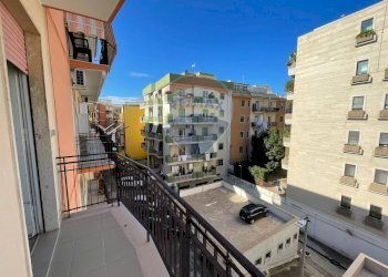 Balcone - Quadrilocale Via Rovereto
 
12, Trani - foto 22