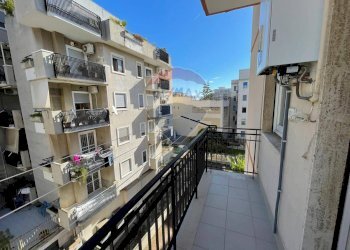 Balcone - Quadrilocale Via Rovereto
 
12, Trani - foto 33