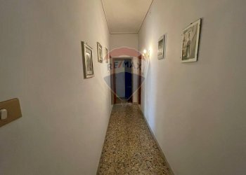 Hall / corridoio - Quadrilocale Via Rovereto
 
12, Trani - foto 36