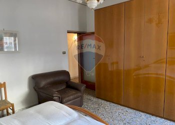 Camera / camera da letto - Quadrilocale Via Rovereto
 
12, Trani - foto 39