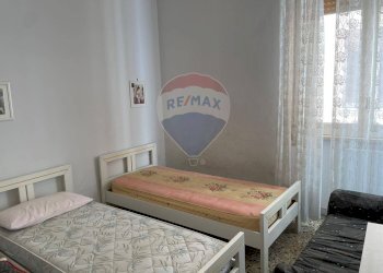 Camera / camera da letto - Quadrilocale Via Rovereto
 
12, Trani - foto 42