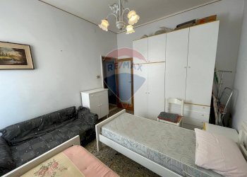 Camera / camera da letto - Quadrilocale Via Rovereto
 
12, Trani - foto 46