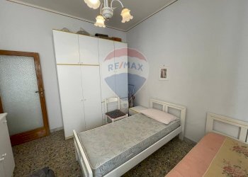 Camera / camera da letto - Quadrilocale Via Rovereto
 
12, Trani - foto 49