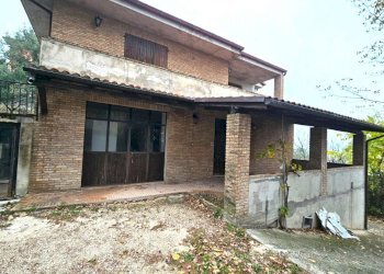 img-20251202-wa0035 - Villa Agugliano - foto 3