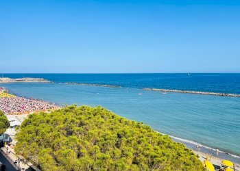 vista - Trilocale delle Nazioni
 
51, San Bartolomeo al Mare - foto 18