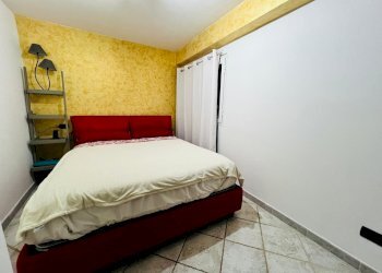 camera da letto - Trilocale Piazza, Andora - foto 12