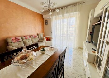 soggiorno - Trilocale Ludovico Giordano
 
6, Imperia - foto 3