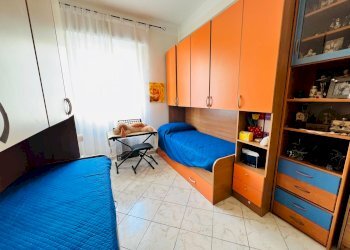 camera da letto - Trilocale Ludovico Giordano
 
6, Imperia - foto 20