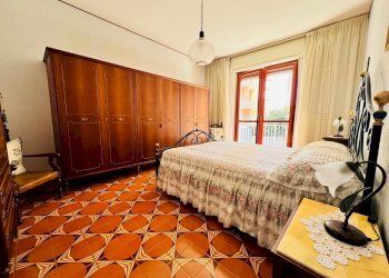 camera da letto - Trilocale degli Aranci
 
9, San Bartolomeo al Mare - foto 12