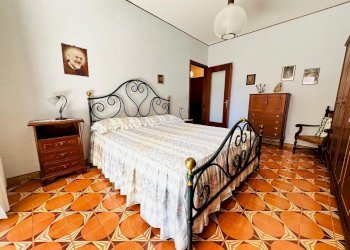 camera da letto - Trilocale degli Aranci
 
9, San Bartolomeo al Mare - foto 13