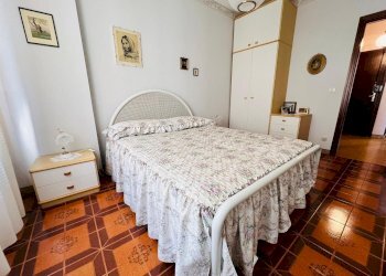 camera da letto - Trilocale degli Aranci
 
9, San Bartolomeo al Mare - foto 19