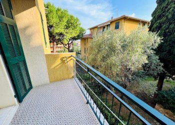 terrazzo - Trilocale Guglielmo Marconi
 
9, San Bartolomeo al Mare - foto 4