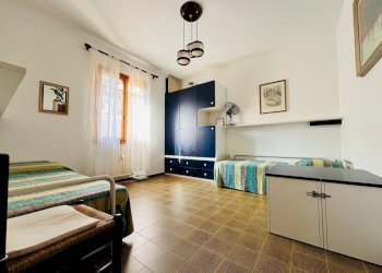 camera da letto - Trilocale Guglielmo Marconi
 
9, San Bartolomeo al Mare - foto 17