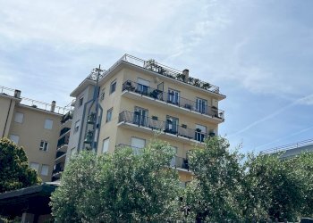 vista - Bilocale Cristoforo Colombo
 
60, San Bartolomeo al Mare - foto 1