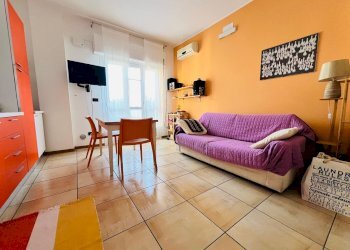 soggiorno - Bilocale Cristoforo Colombo
 
60, San Bartolomeo al Mare - foto 2