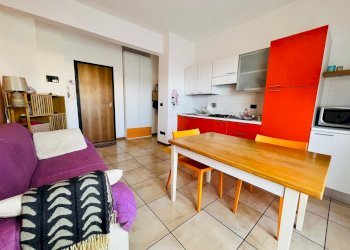 soggiorno - Bilocale Cristoforo Colombo
 
60, San Bartolomeo al Mare - foto 5