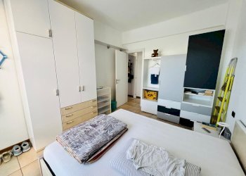 camera da letto - Bilocale Cristoforo Colombo
 
60, San Bartolomeo al Mare - foto 10