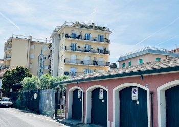 vista - Bilocale Cristoforo Colombo
 
60, San Bartolomeo al Mare - foto 16