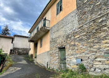 facciata - Independent house Tavole
 
12, Prelà - photo 1