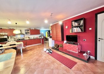 soggiorno - Villa Villaggio Borgonuovo
 
3, Stellanello - foto 5