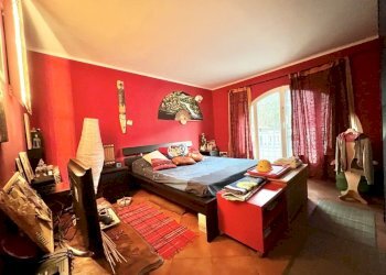 camera da letto - Villa Villaggio Borgonuovo
 
3, Stellanello - foto 10