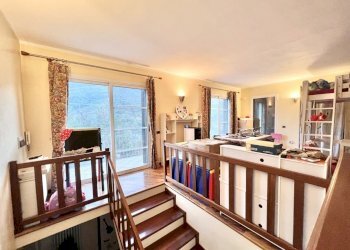 soggiorno - Villa Villaggio Borgonuovo
 
3, Stellanello - foto 11