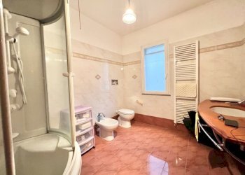 bagno - Villa Villaggio Borgonuovo
 
3, Stellanello - foto 16