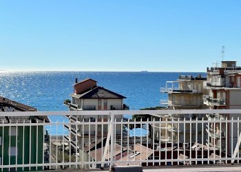 vista - One-room apartment Aurelia
 
84, San Bartolomeo al Mare - photo 1