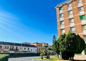 vista - One-room apartment Aurelia
 
84, San Bartolomeo al Mare - photo 2