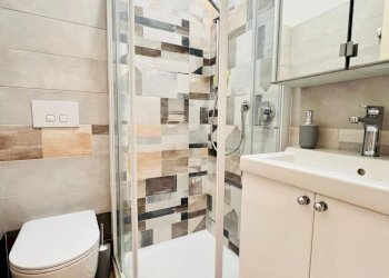 bagno - One-room apartment Aurelia
 
84, San Bartolomeo al Mare - photo 13